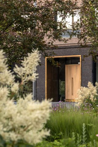 New Hanza Mihaila Tāla iela 1