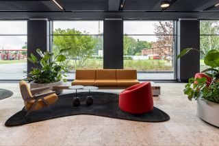 New Hanza M 1 Vestibils