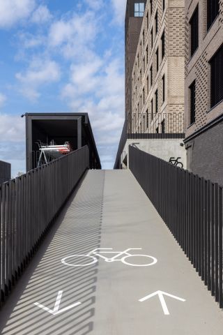 New Hanza M Tala Biroji 21